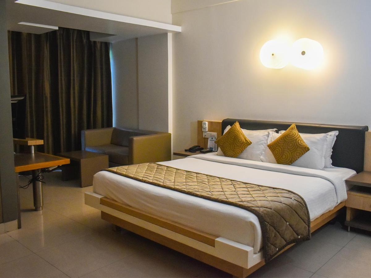 Nexstay Asma Tower Kozhikode Exterior foto